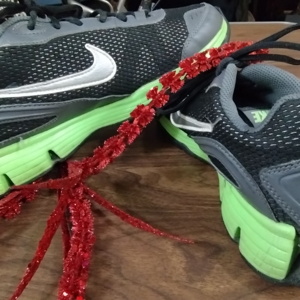 Like new Women's Nikes 6.5